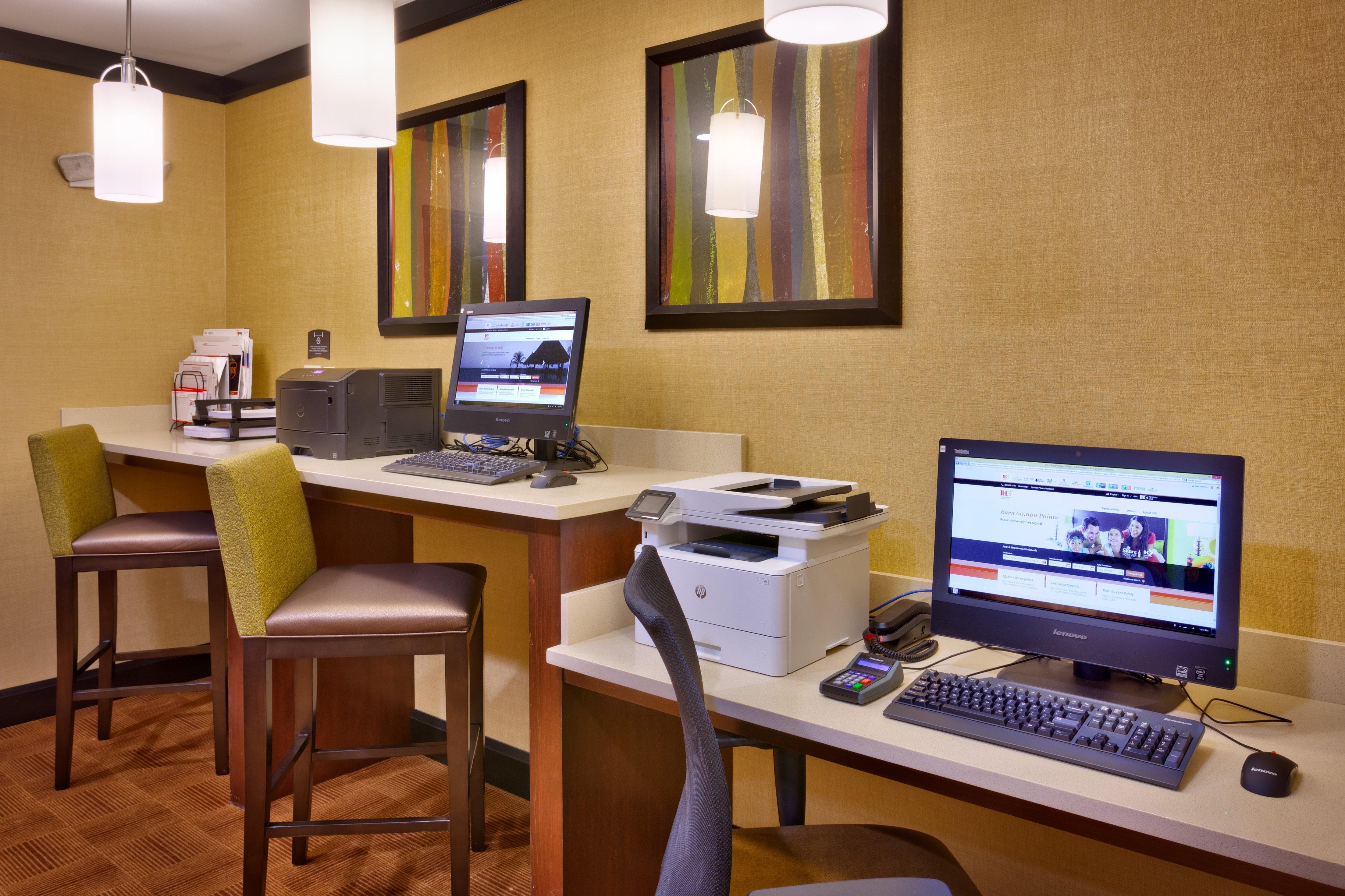 Staybridge By Ihg Hotel 3*